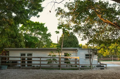 $2,695,000 | 12301 Southwest 107th Avenue, Miami, FL 33176