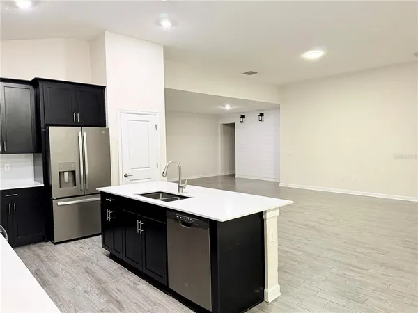 $2,500 | 2065 Camden Loop, Davenport, FL 33837