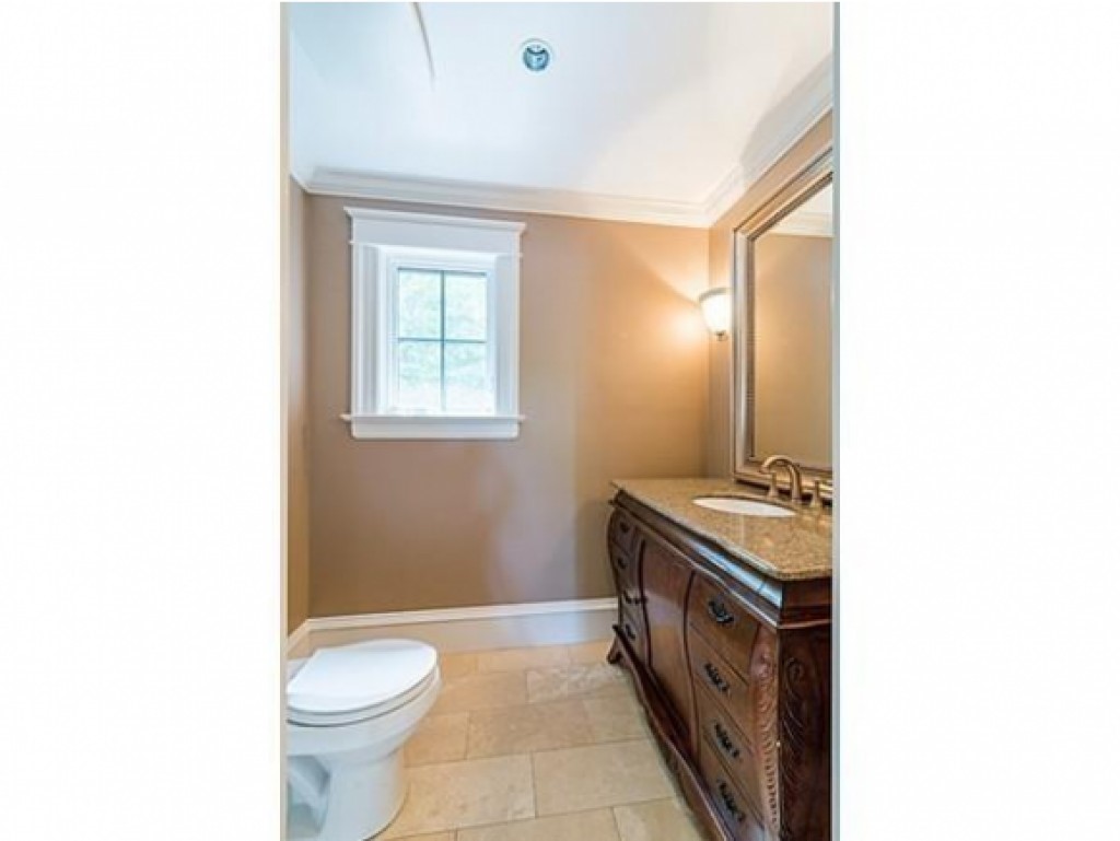 86 Country Club Road Dedham, MA 02026 - Photo 29 of 29 Gallery Image 29