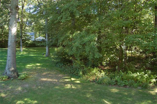 8 Oak Hill Road Mendon, MA 01756 - Photo 23 of 27 Gallery Image 23