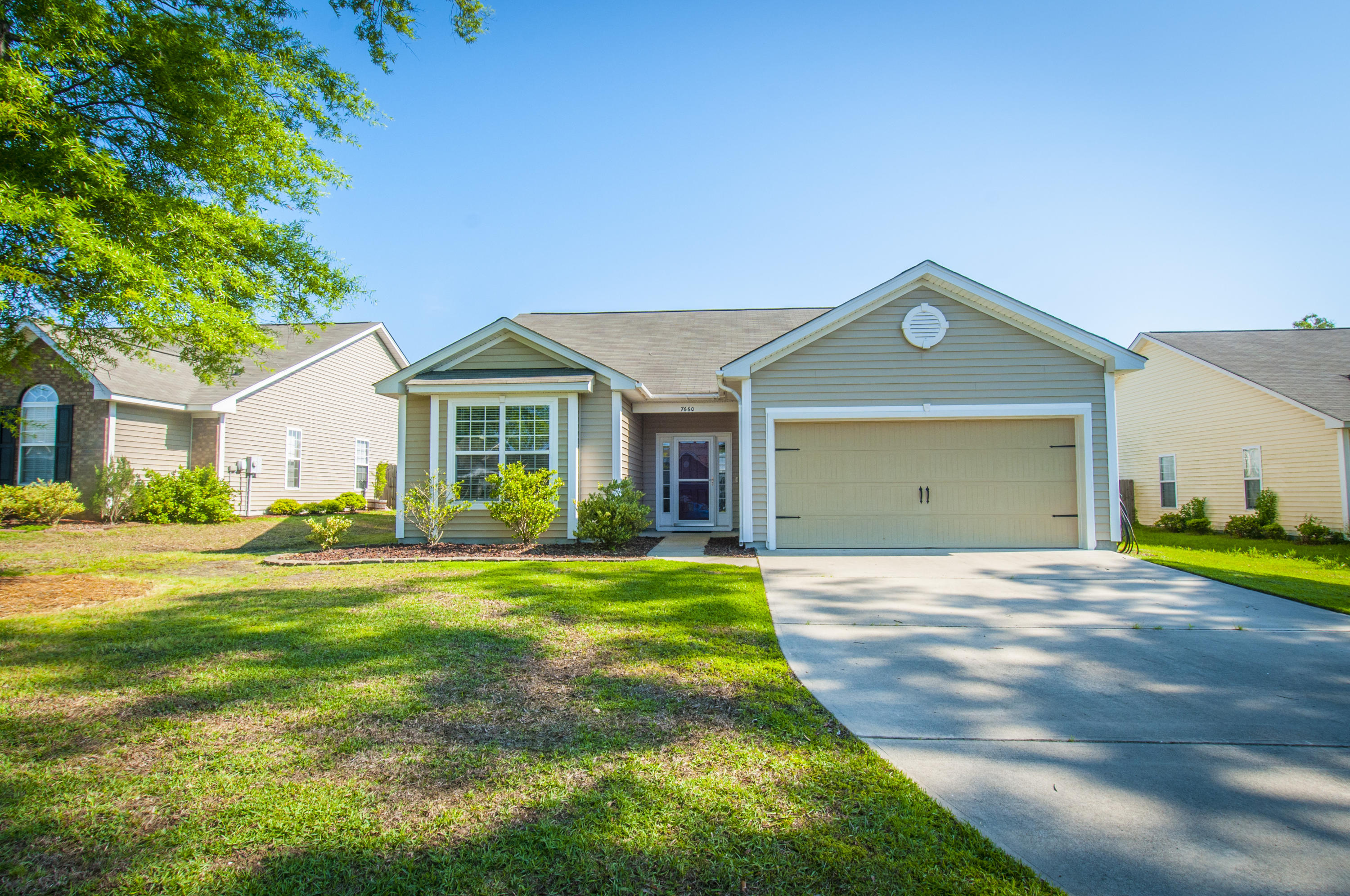 7660 Eagle Lake Road North Charleston, SC 29418 - Photo 1 of 29 _DSC4944