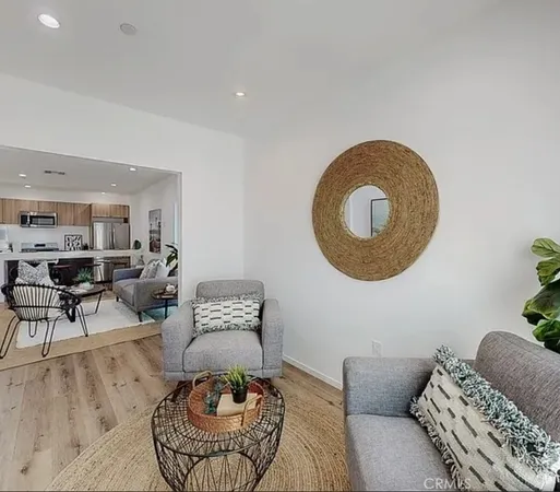 $4,250 | 6344 Camellia Avenue, Unit 6346, North Hollywood, CA 91606