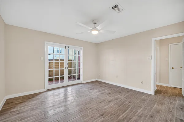 $95,000 | 15534 Zabolio Drive, Unit 143, Houston, TX 77598