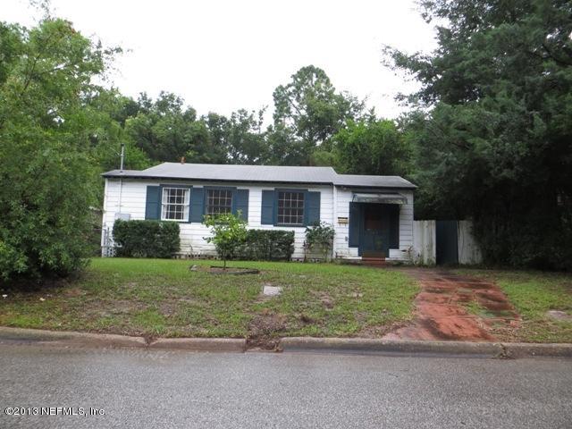 2414 Ridgewood Road Jacksonville, FL 32207 - Photo 1 of 9 Front