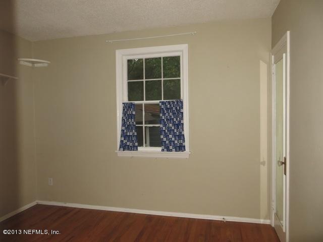 2414 Ridgewood Road Jacksonville, FL 32207 - Photo 4 of 9 Bedroom