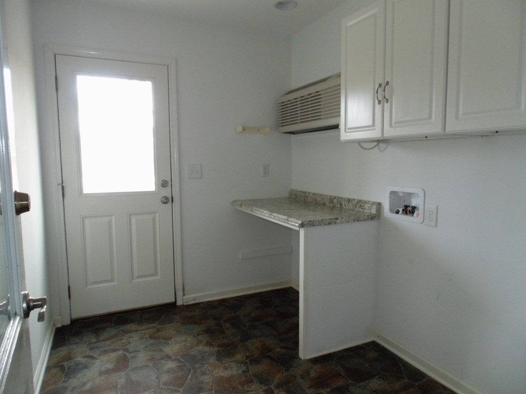 313 Round Ridge Road Spartanburg, SC 29302 - Photo 11 of 36 Gallery Image 11