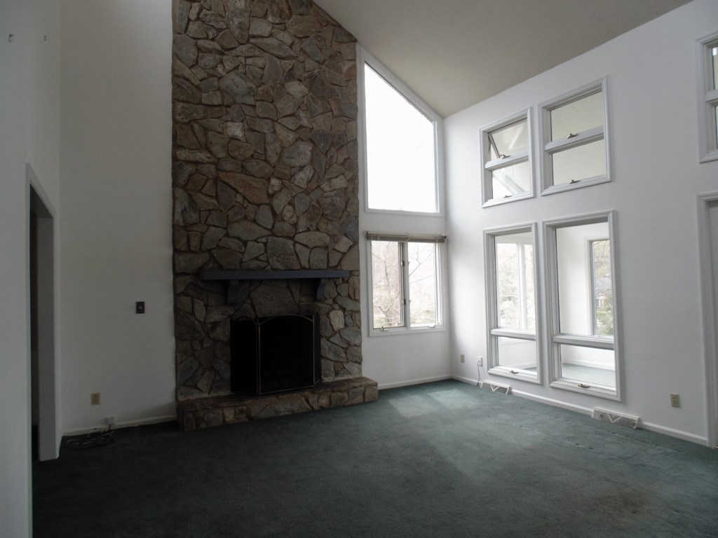 313 Round Ridge Road Spartanburg, SC 29302 - Photo 5 of 36 Gallery Image 5