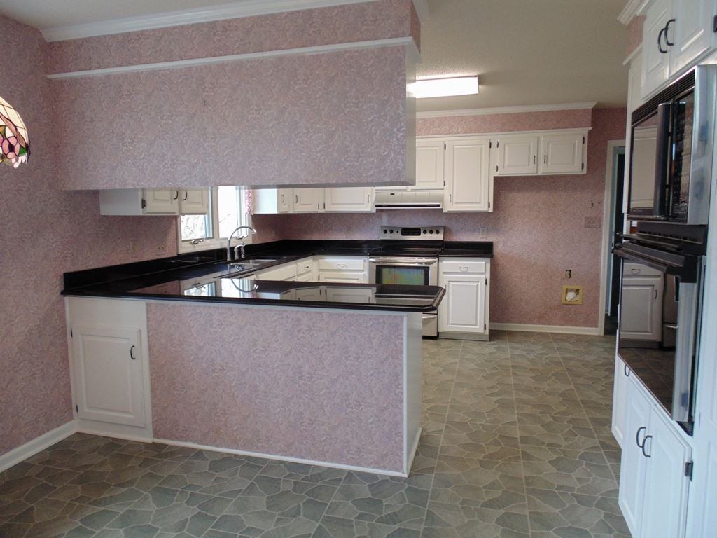 313 Round Ridge Road Spartanburg, SC 29302 - Photo 9 of 36 Gallery Image 9