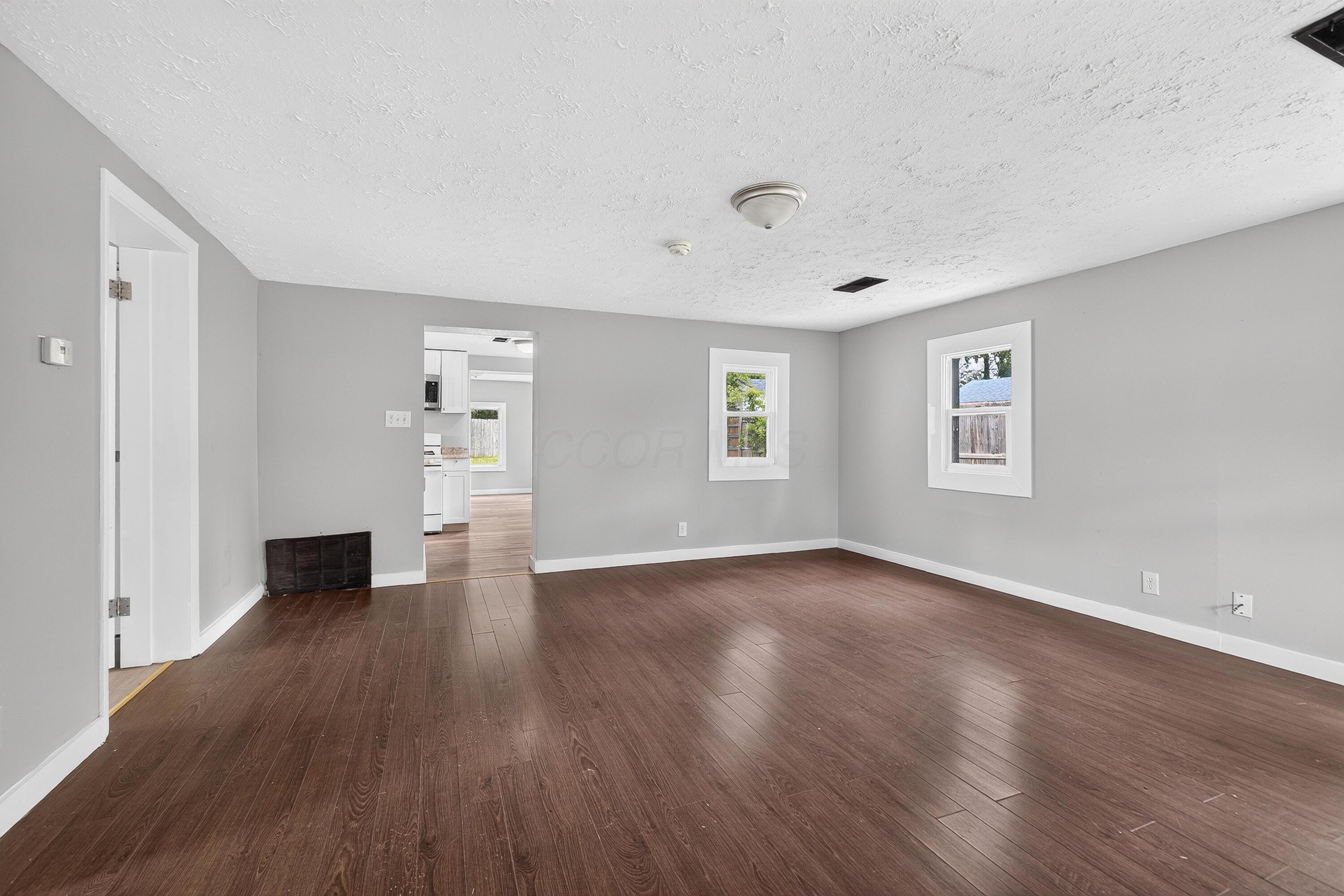 1678 Dewberry Road Columbus, OH 43207 - Photo 10 of 39 1678 Dewberry (Interior)-1