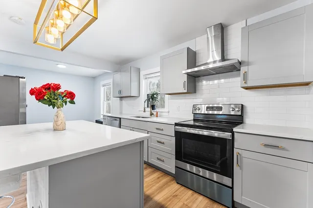 $599,000 | 53 Woodbine Street, Chelmsford, MA 01824