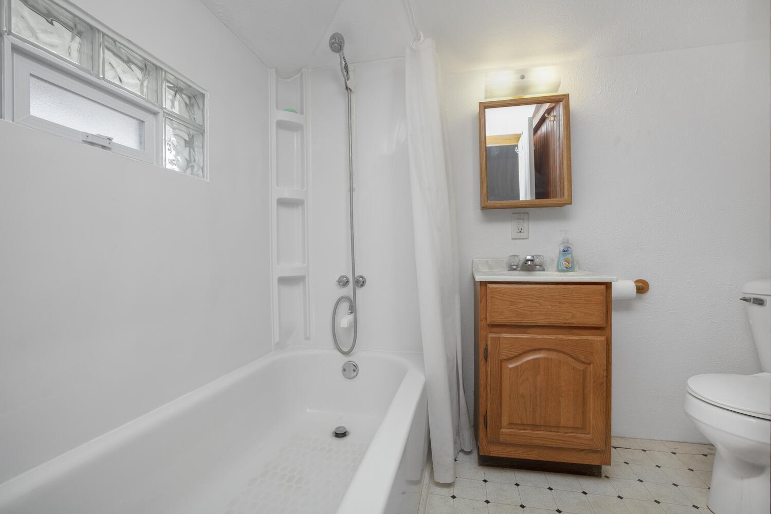 68358 Dailey Road Edwardsburg, MI 49112 - Photo 6 of 6 68358 Dailey Rd Edwardsburg MI-large-019
