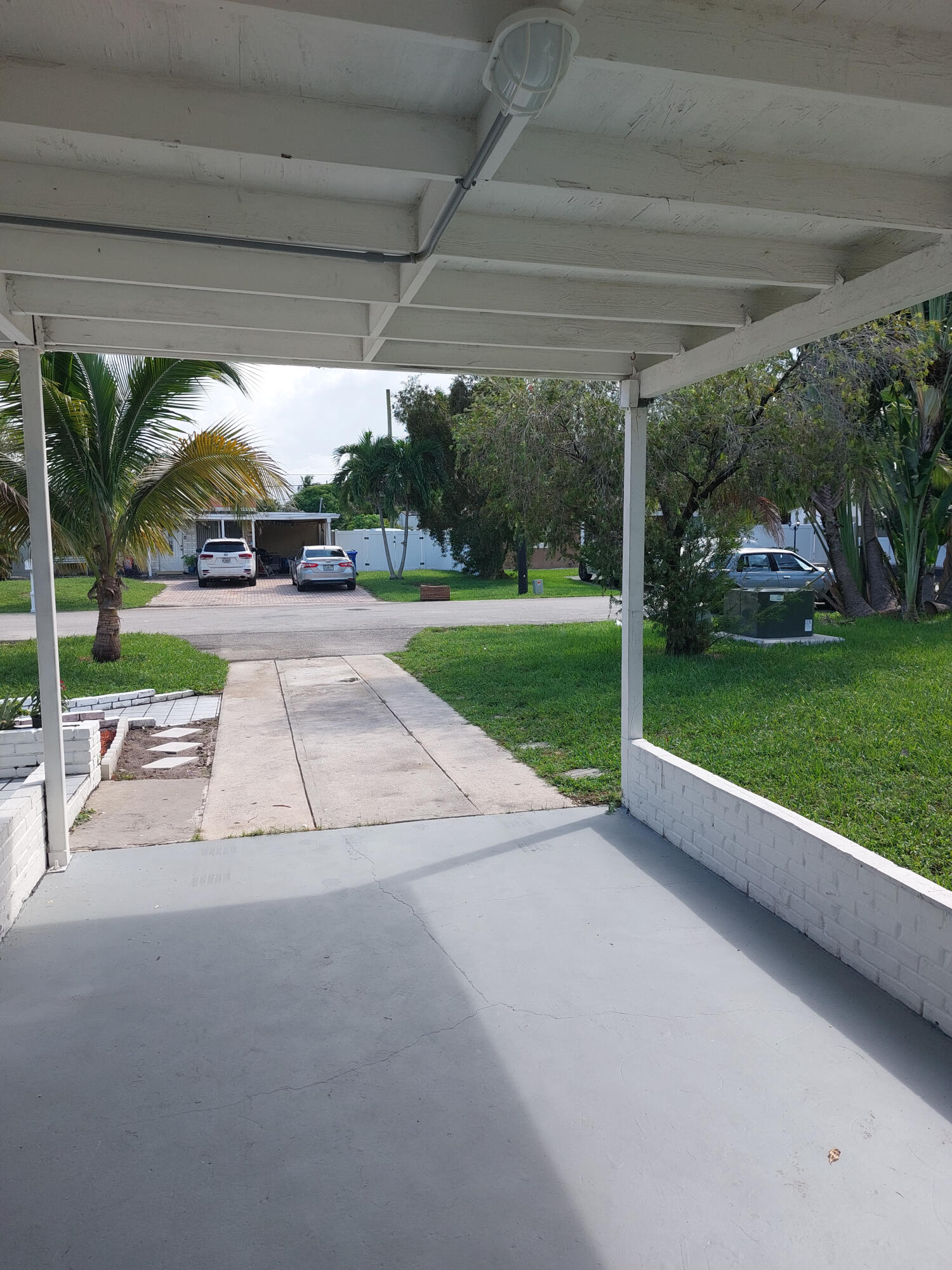 1481 Northeast 27th Street Pompano Beach, FL 33064 - Photo 20 of 21 Car port