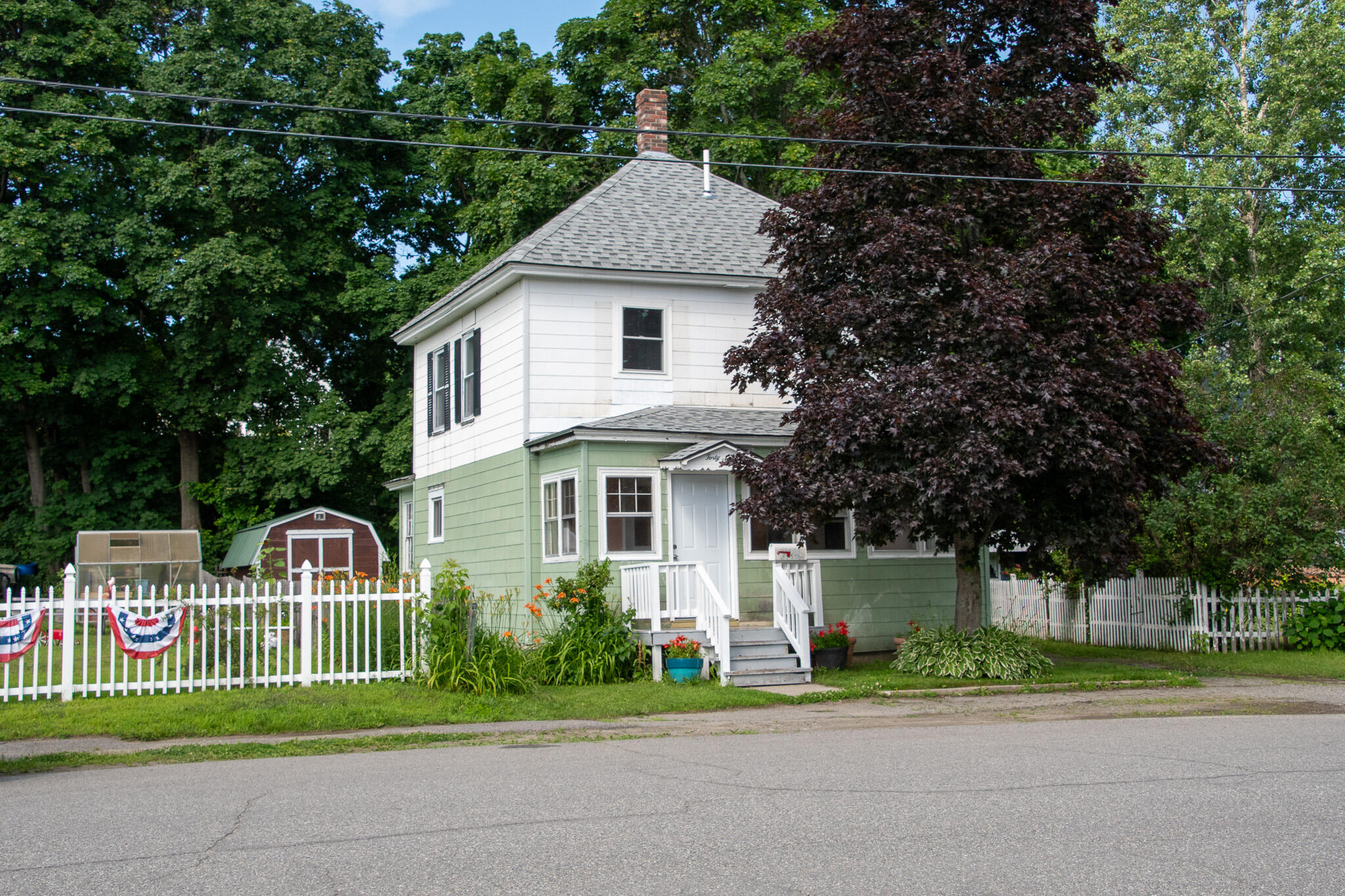46 Congress Street Millinocket, ME 04462 - Photo 1 of 28 1