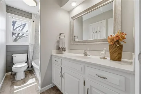 $309,500 | 9985 Edelweiss Circle, Merriam, KS 66203