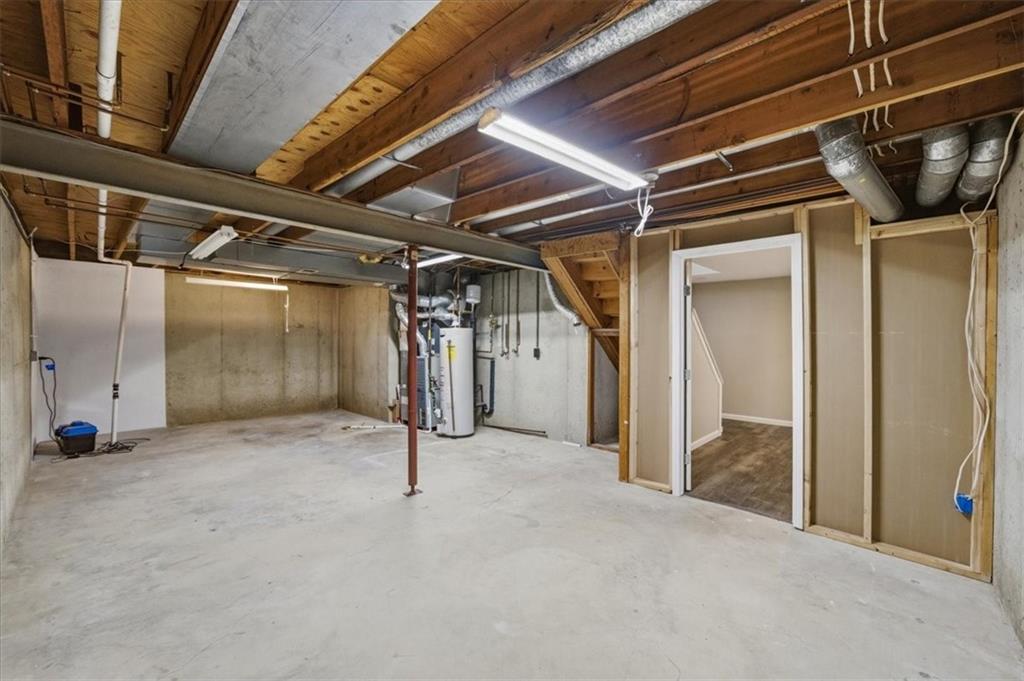 9985 Edelweiss Circle Merriam, KS 66203 - Photo 25 of 29