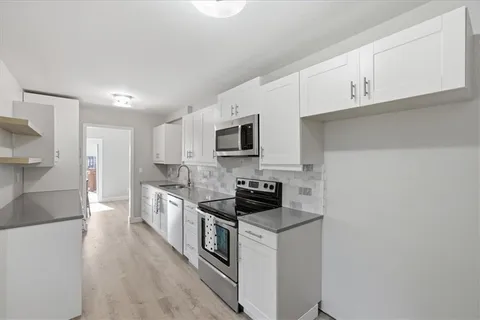 $309,500 | 9985 Edelweiss Circle, Merriam, KS 66203