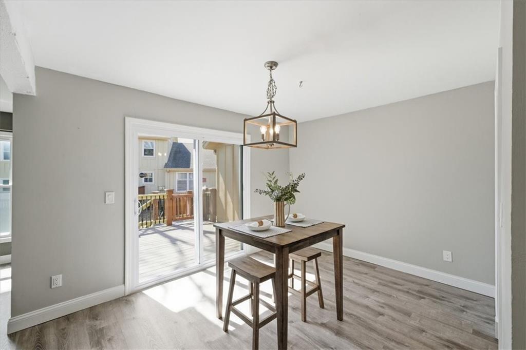 9985 Edelweiss Circle Merriam, KS 66203 - Photo 9 of 29