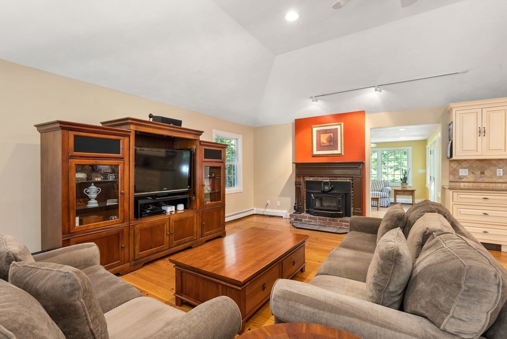 61 Old Orchard Road Sherborn, MA 01770 - Photo 10 of 38 Gallery Image 10