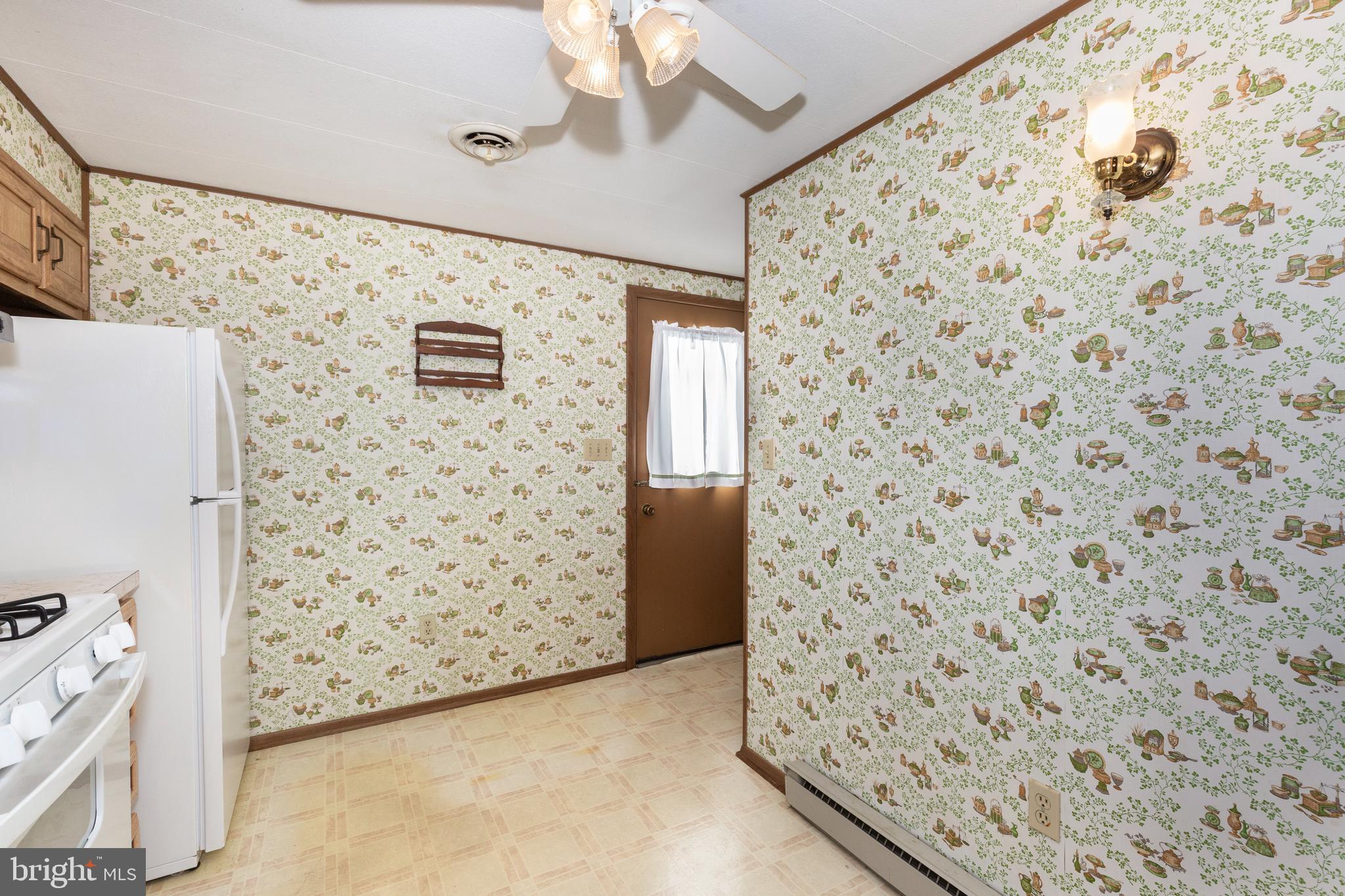 3830 Watson Lane Union Bridge, MD 21791 - Photo 14 of 37 a bathroom with a shower curtain