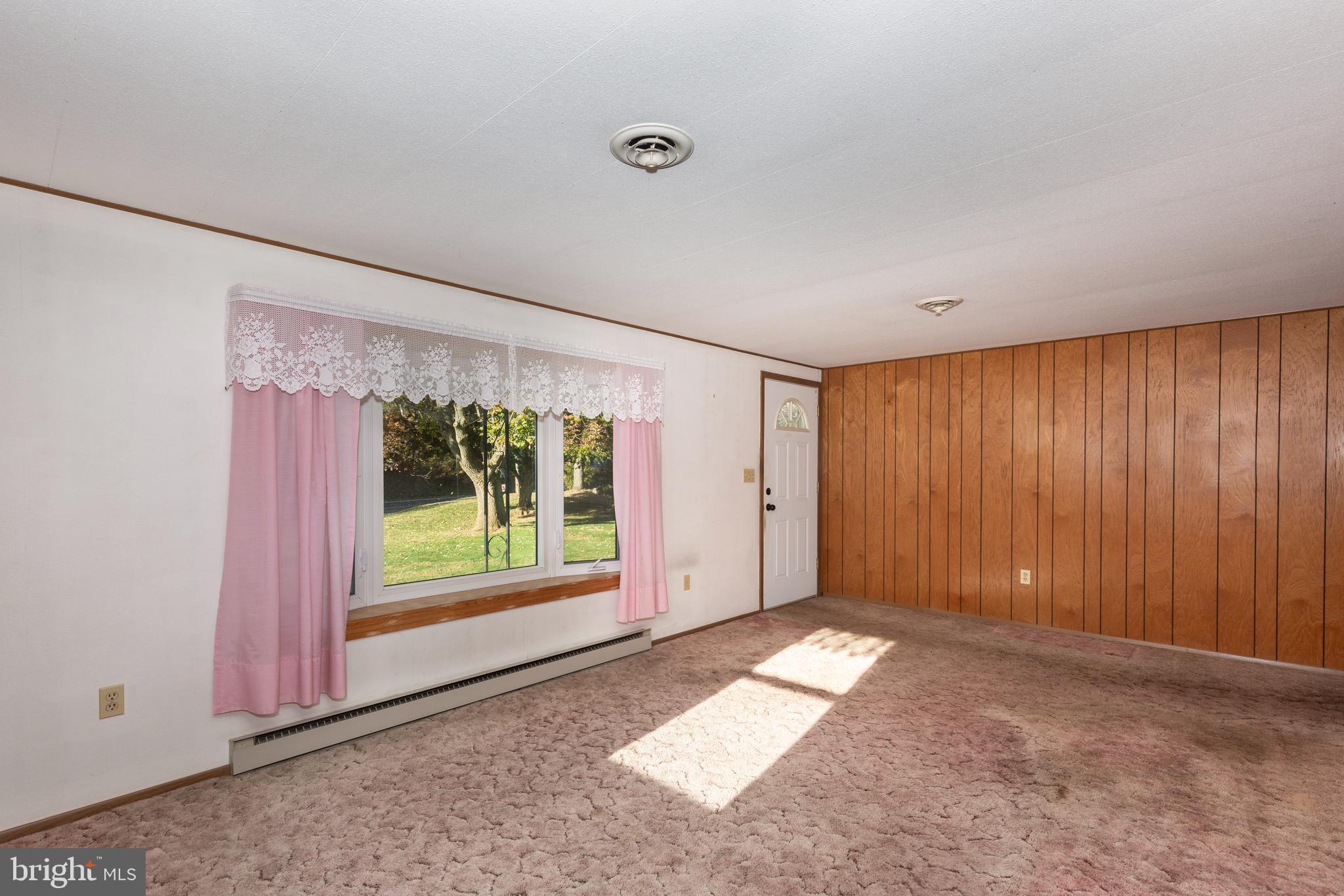 3830 Watson Lane Union Bridge, MD 21791 - Photo 5 of 37 a view of entryway with window