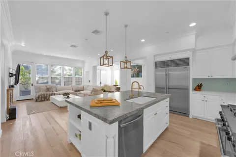 $2,995,000 | 21331 Balerma Lane, Huntington Beach, CA 92648