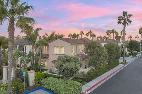 $2,995,000 | 21331 Balerma Lane, Huntington Beach, CA 92648