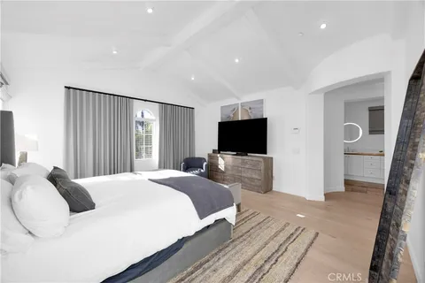 $2,995,000 | 21331 Balerma Lane, Huntington Beach, CA 92648