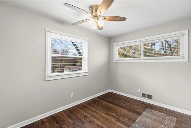 $279,900 | 2001 Northeast 62nd Street, Gladstone, MO 64118