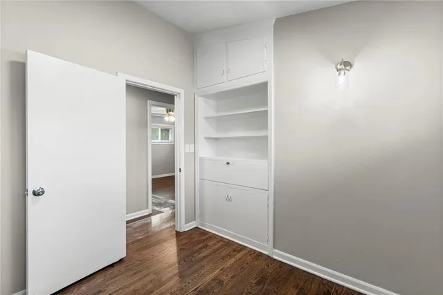 $279,900 | 2001 Northeast 62nd Street, Gladstone, MO 64118