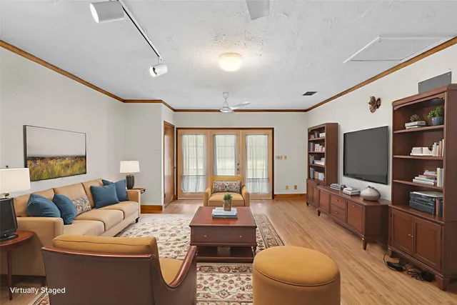 $429,000 | 1273 Highway 90 Alt, Sheridan, TX 77475