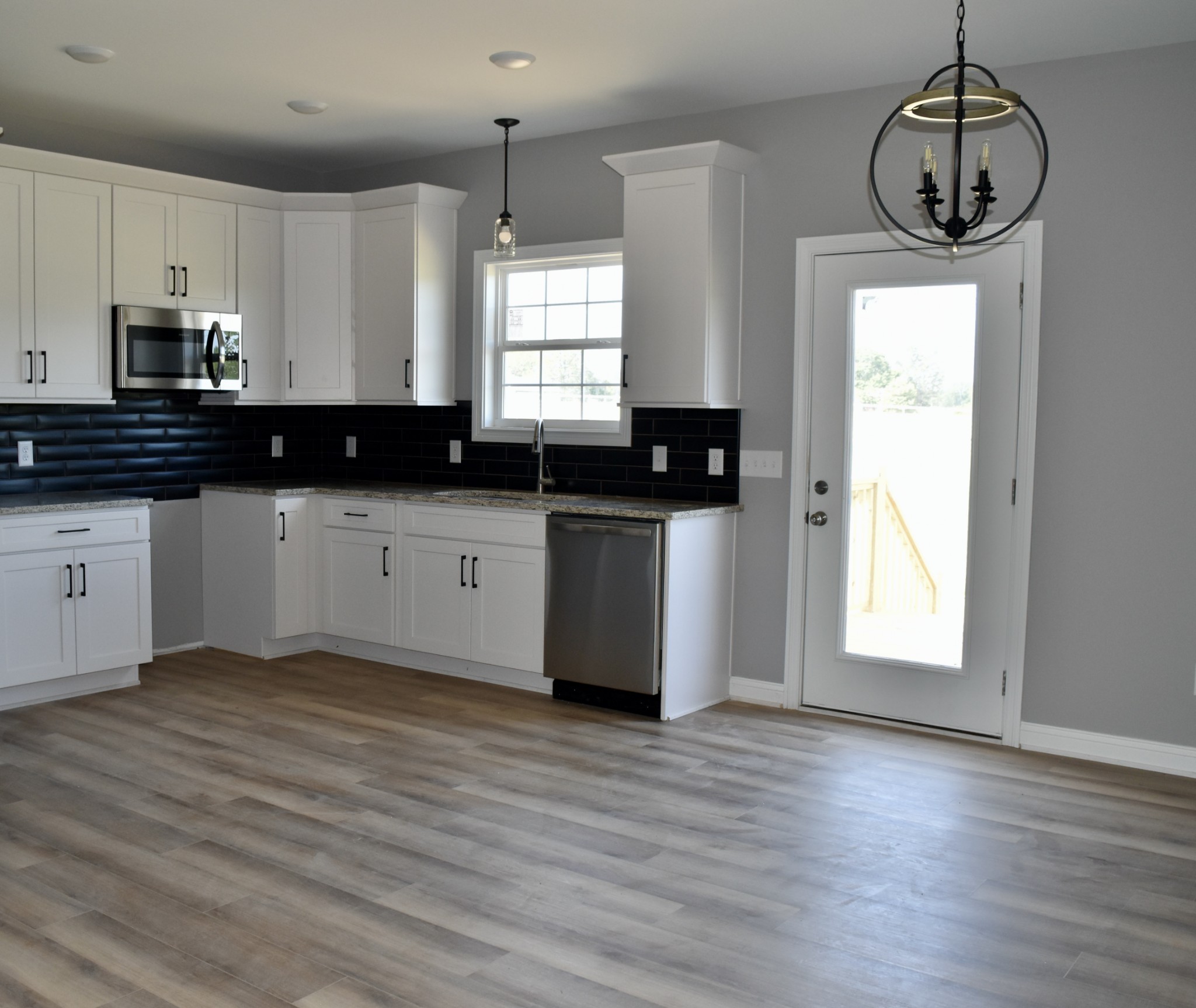 727 Mt Vernon Road Bethpage, TN 37022 - Photo 3 of 14 Gallery Image 3