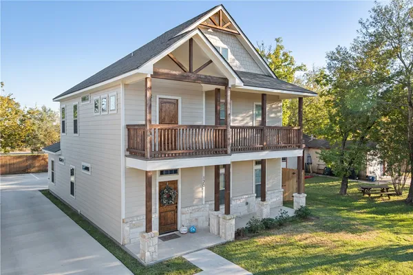 $800 | 120 B Richards Street, College Station, TX 77840