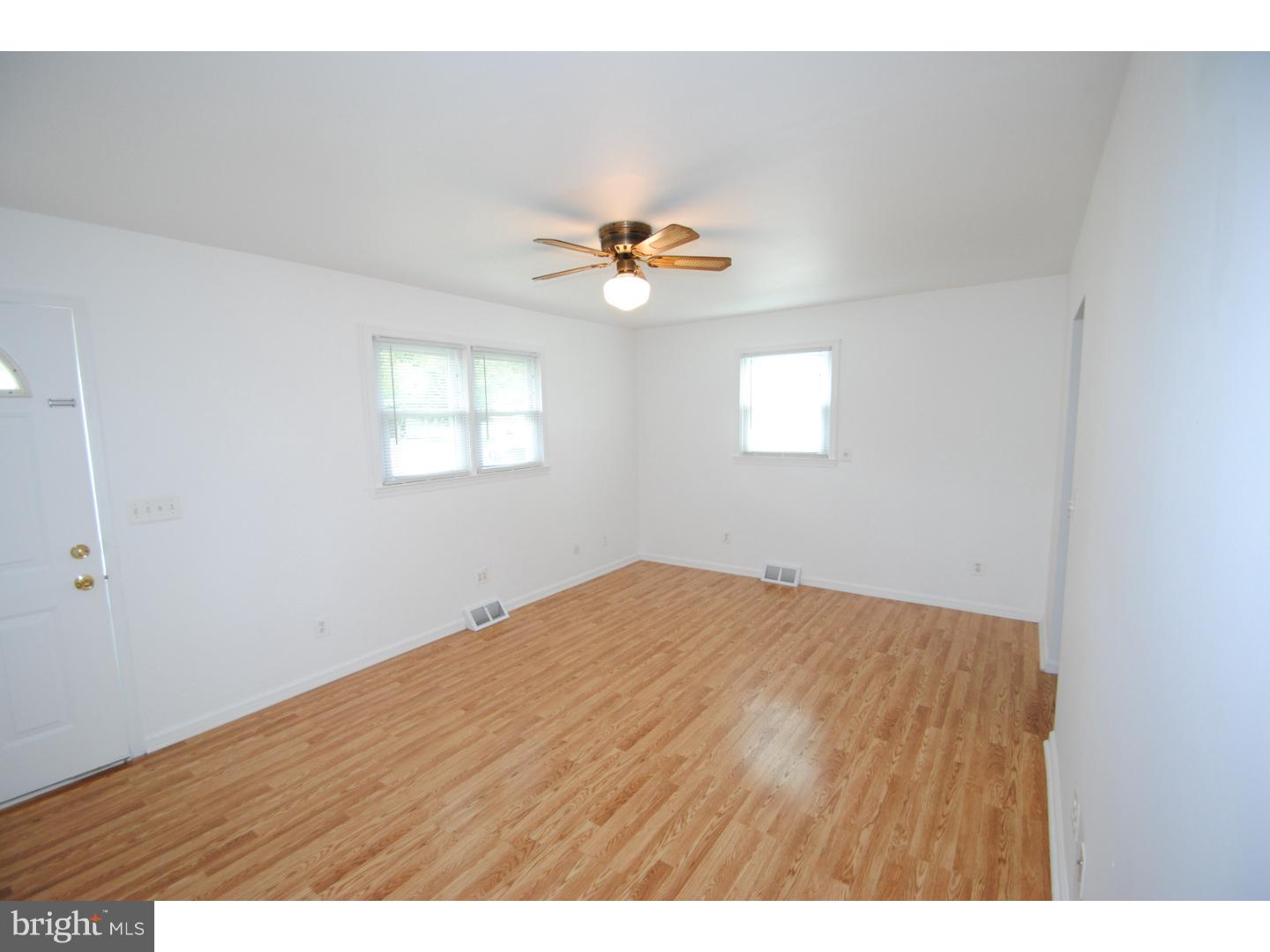 921 Mooney Road Burlington, NJ 08016 - Photo 5 of 17 Gallery Image 5