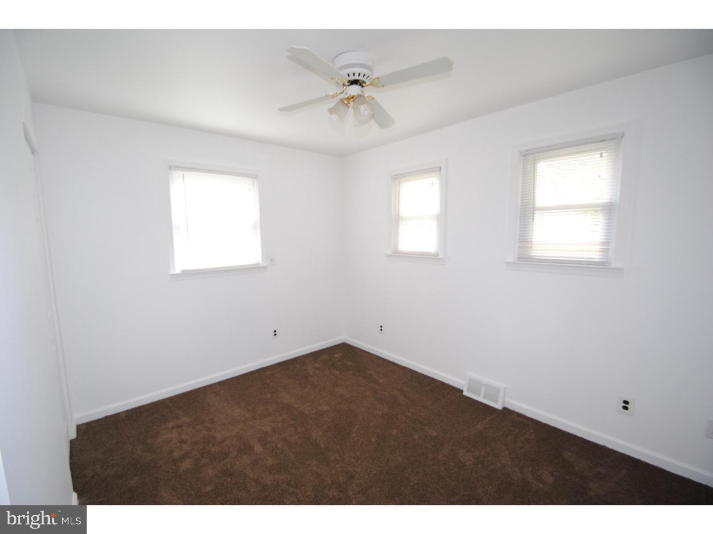 921 Mooney Road Burlington, NJ 08016 - Photo 9 of 17 Gallery Image 9