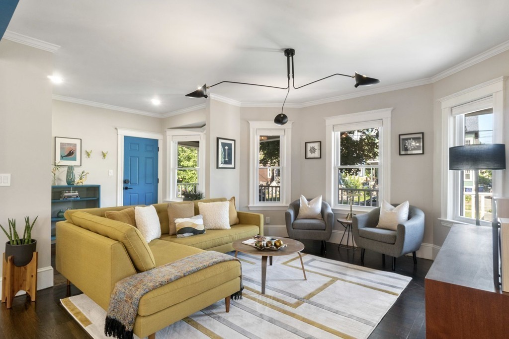98 Highland Road, Unit 1 Somerville, MA 02144 - Photo 4 of 22 Gallery Image 4