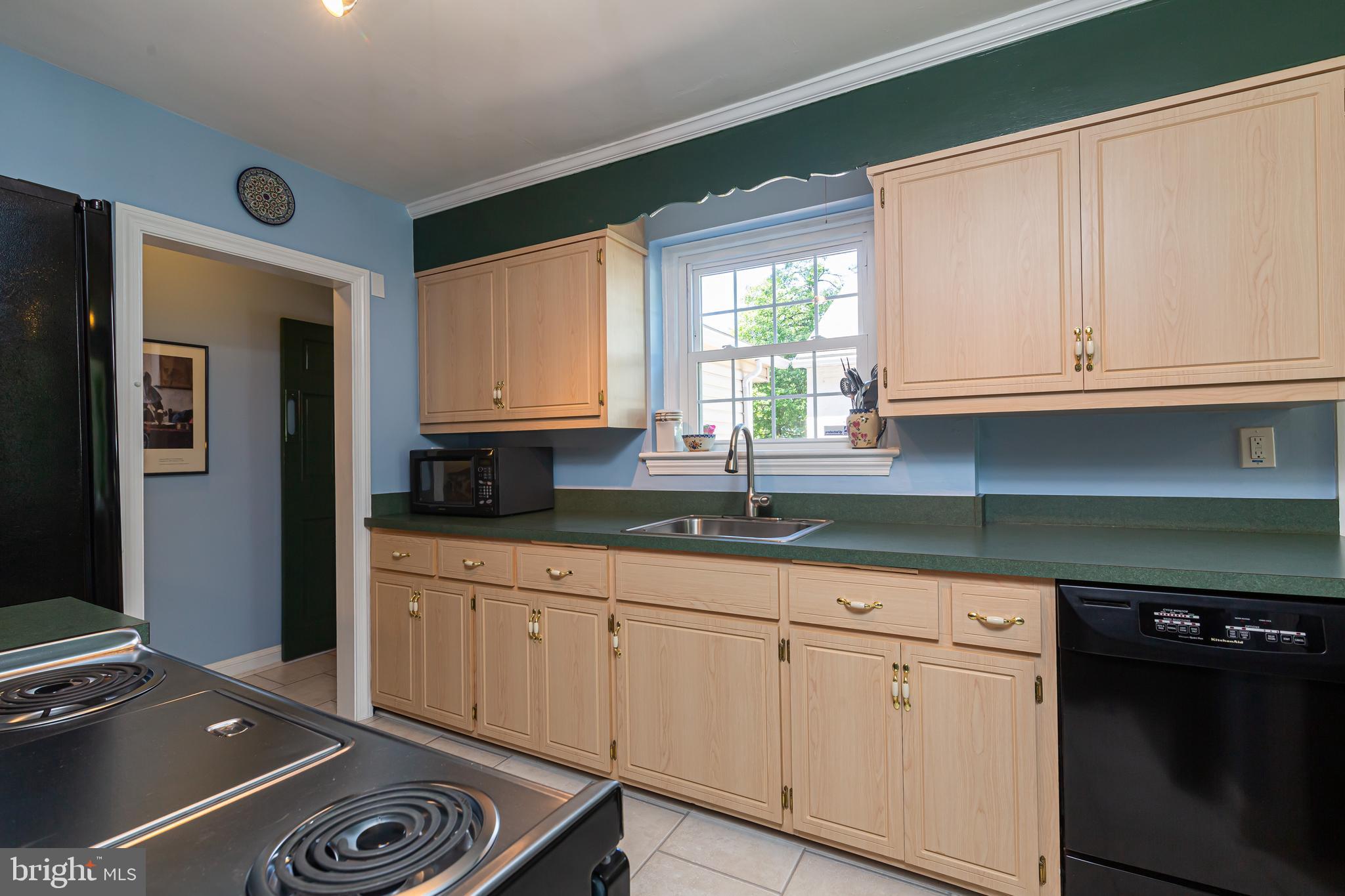 559 Weymouth Road Springfield, PA 19064 - Photo 19 of 34