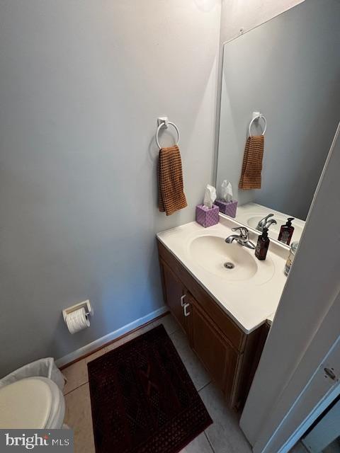 11162 Forest Edge Drive Reston, VA 20190 - Photo 11 of 21 half bath main level