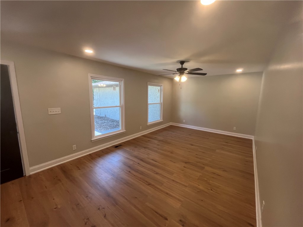 18973 Harrison Street Road Charleston, IL 61920 - Photo 5 of 42