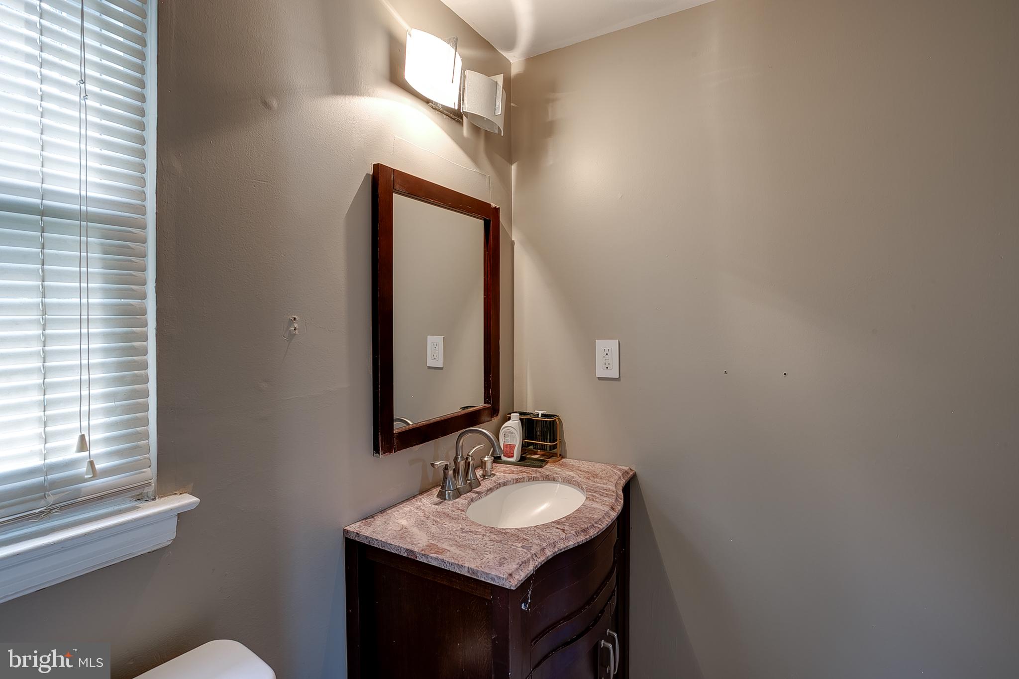 38 Yale Road Marlton, NJ 08053 - Photo 20 of 35 Primary Bathroom