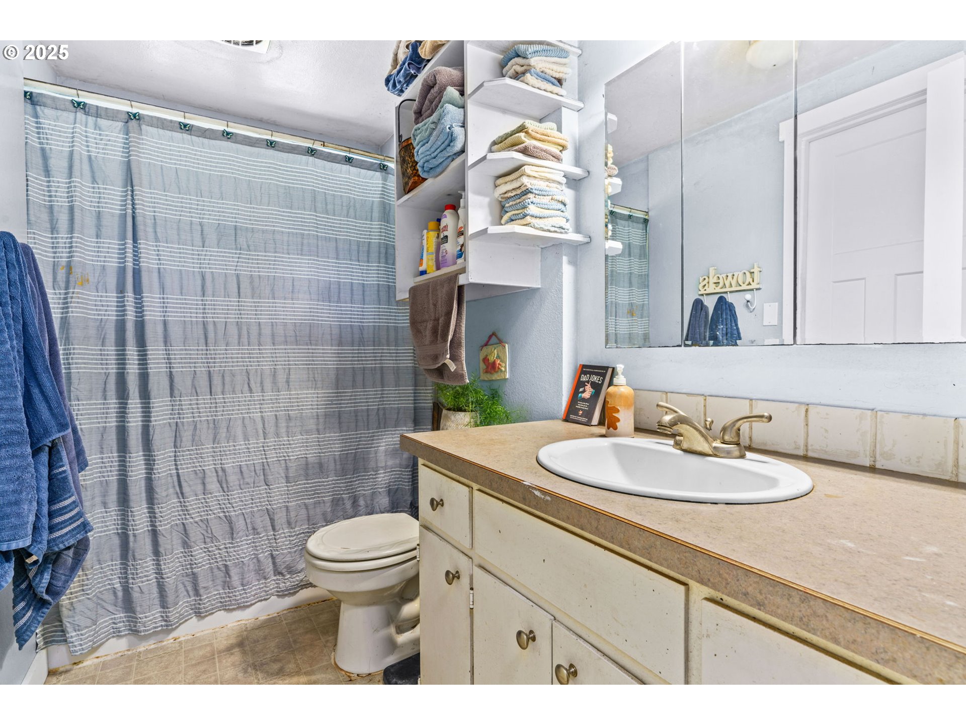 34755 Row River Road Cottage Grove, OR 97424 - Photo 14 of 43