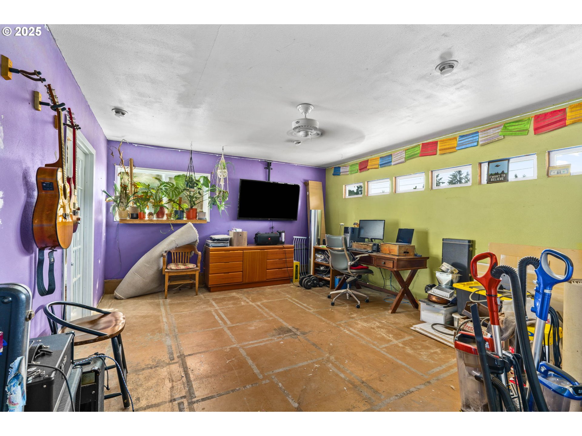 34755 Row River Road Cottage Grove, OR 97424 - Photo 20 of 43