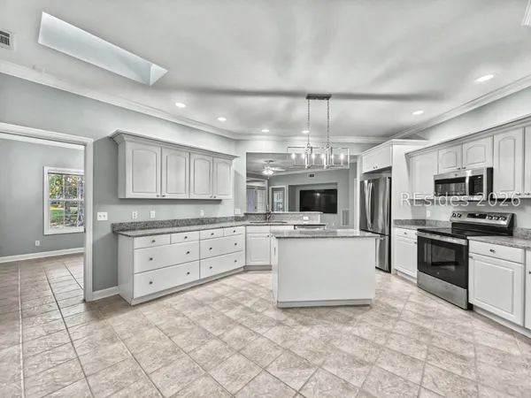$748,000 | 3 Canebrake Lane, Bluffton, SC 29910