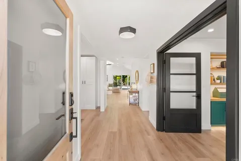 $3,199,000 | 1102 Fleetridge Drive, San Diego, CA 92106