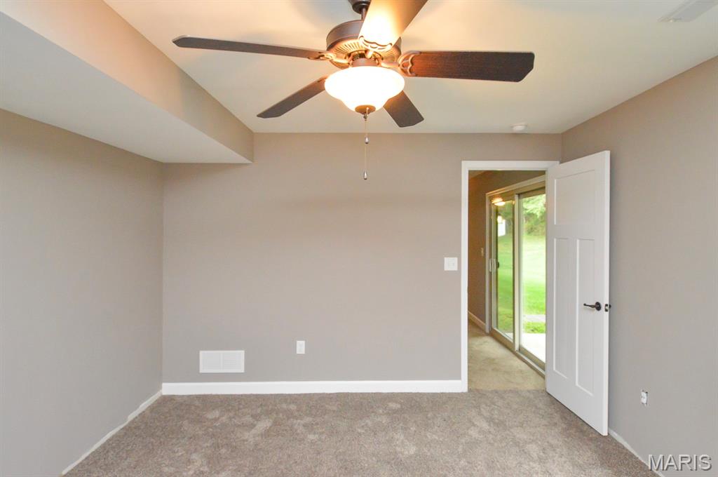 437 Briar Creek Road Troy, IL 62294 - Photo 41 of 48