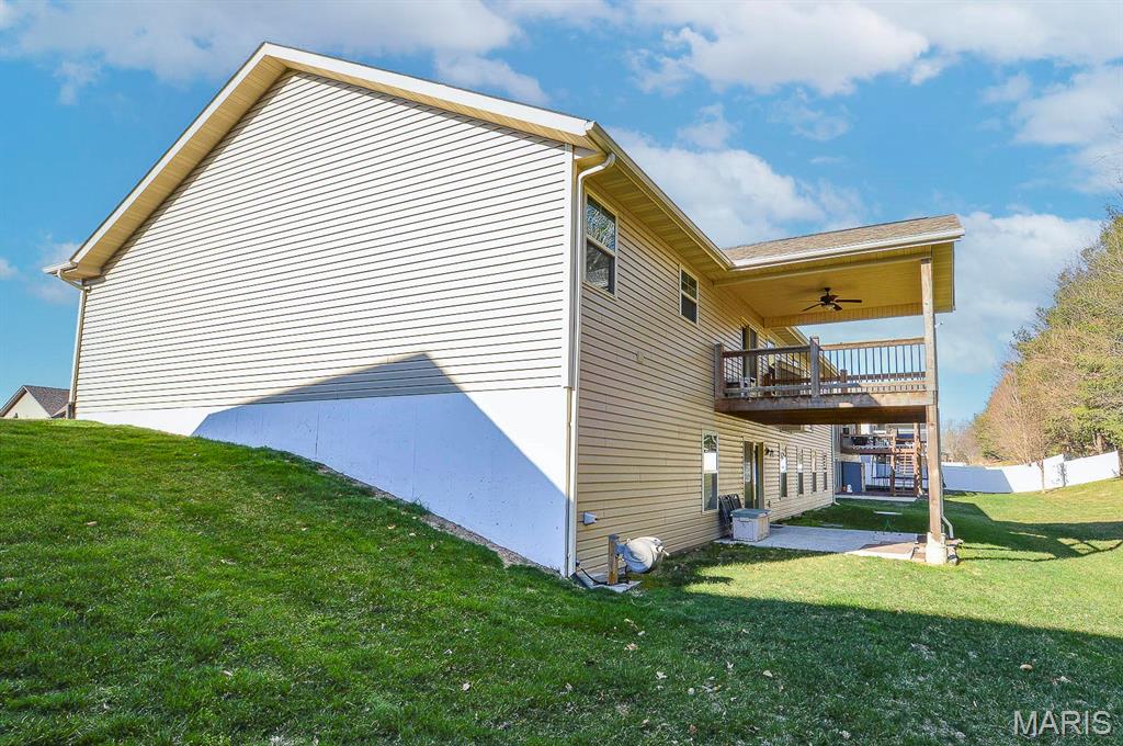 437 Briar Creek Road Troy, IL 62294 - Photo 7 of 48