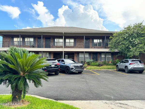 $132,000 | 112 Hillside Drive, Unit 10, Lafayette, LA 70503