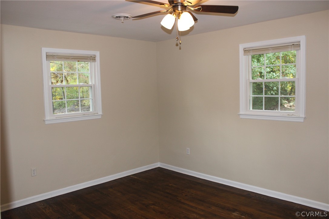 10401 Hickory Road Petersburg, VA 23803 - Photo 12 of 24 Gallery Image 12