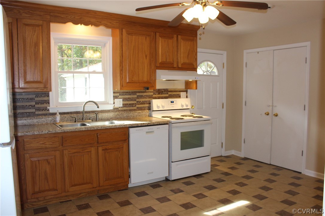10401 Hickory Road Petersburg, VA 23803 - Photo 5 of 24 Gallery Image 5
