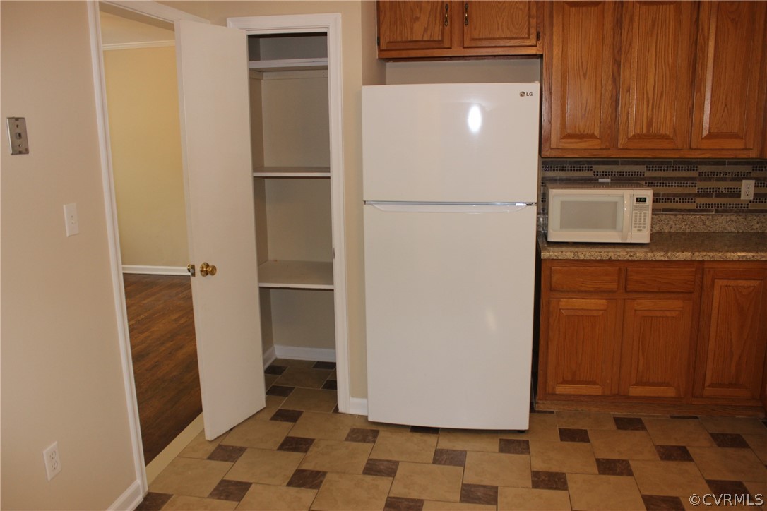 10401 Hickory Road Petersburg, VA 23803 - Photo 9 of 24 Gallery Image 9