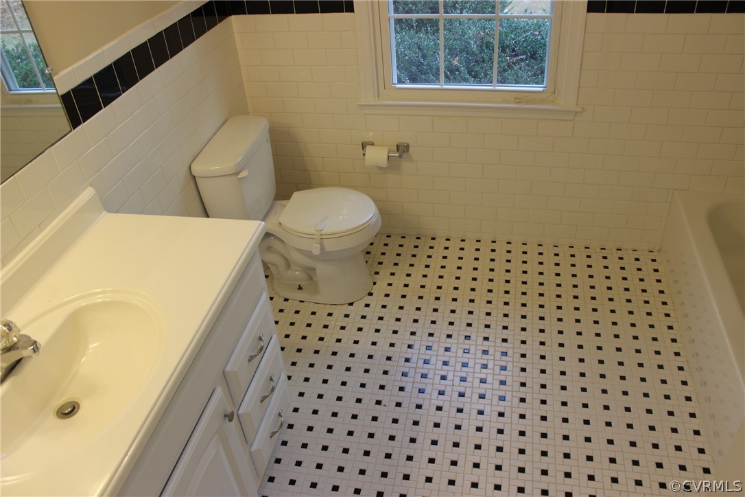 10401 Hickory Road Petersburg, VA 23803 - Photo 10 of 24 Gallery Image 10